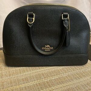 Black- Mini Sierra Satchel